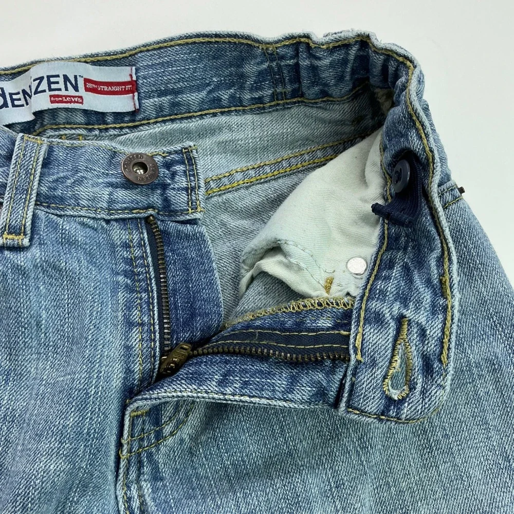 Denizen Light Blue Straight Fit Jeans Kids Size 10 Regular Adjustable Waist